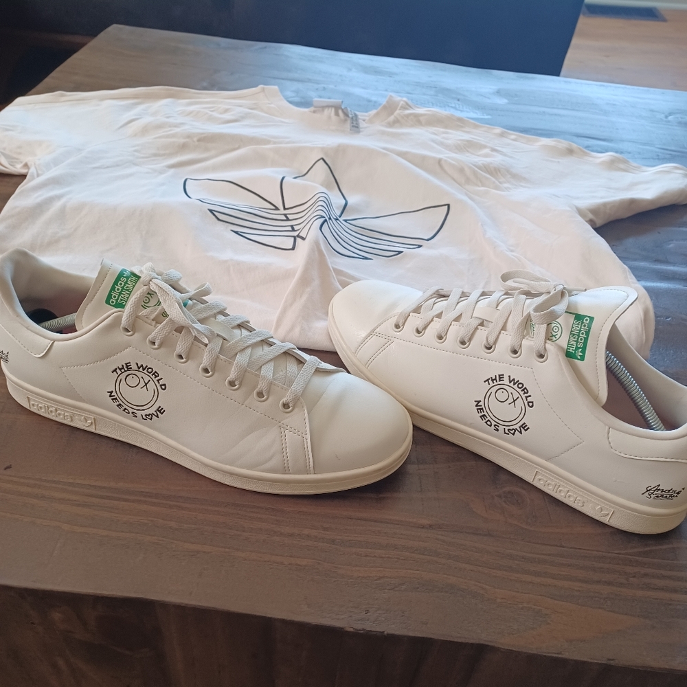 Adidas Stan Smith sz 12 and Adidas shirt szXXL
